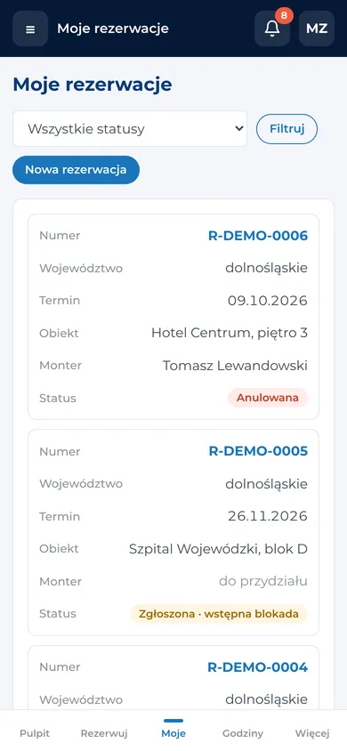 Lista rezerwacji inżyniera ze statusami – widok na telefonie